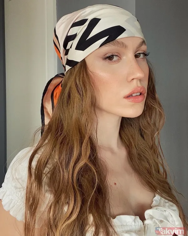 Duygu Özaslan’ın bikinili paylaşımı olay oldu! Tepkiler peş peşe geldi takipçileri ikiye bölündü - 15