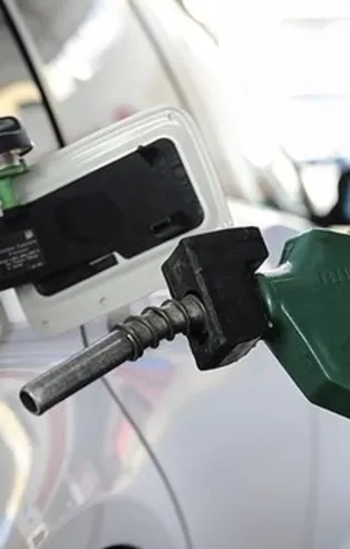 Son dakika: Benzin ve motorine 2 TL indirim!
