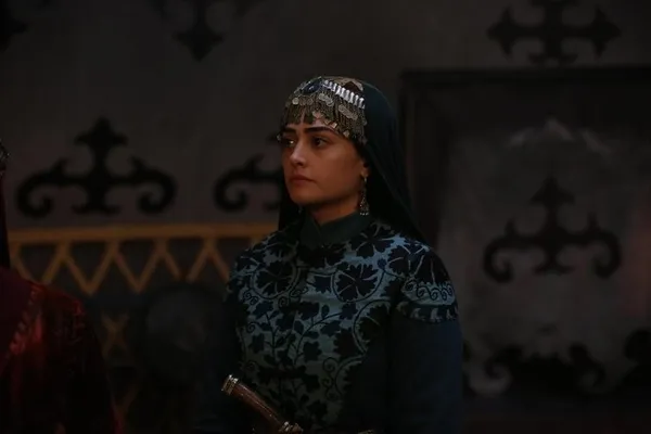 Diriliş Ertuğrul'dan hayranlarını üzecek haber-8