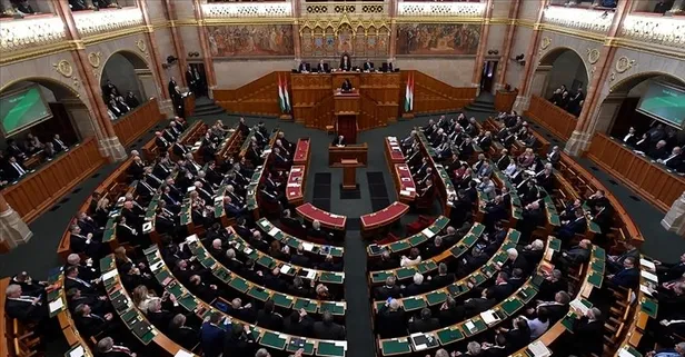 Macaristan meclisinde İsveç’in NATO’ya katılımına ilişkin oylama ertelendi