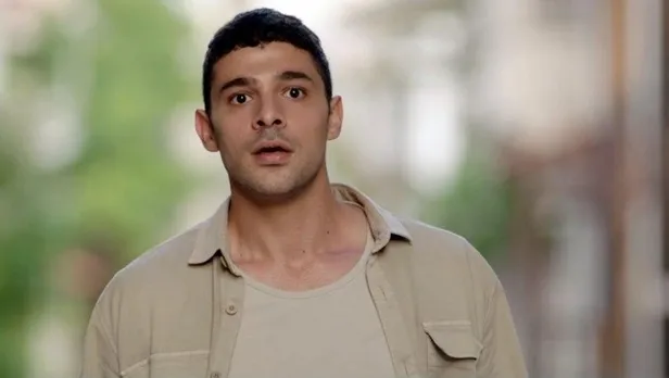 kardeslerim-dizisinin-kadiri-halit-ozgur-sari-geri-donuyor-ayriligi-kisa-surdu-kirmizi-odanin-muratiydi-eski-projesine-gecis-yapti-1639476561972.jpg Kardeşlerim dizisinin Kadir'i Halit Özgür Sarı geri dönüyor ayrılığı kısa sürdü! Kırmızı Oda'nın Murat'ıydı eski projesine geçiş yaptı-4