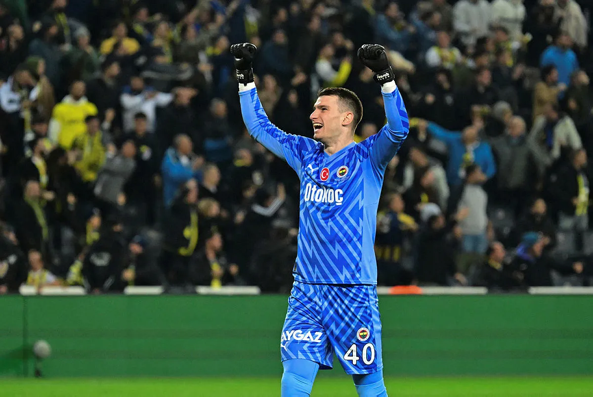 Beşiktaş - Fenerbahçe derbisinde 11'ler belirlendi! Stoperde sürpriz kararlar - 32