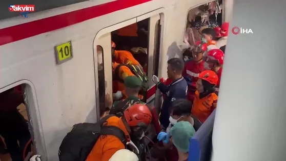 Endonezya’da tren kazası: 14 ölü 84 yaralı