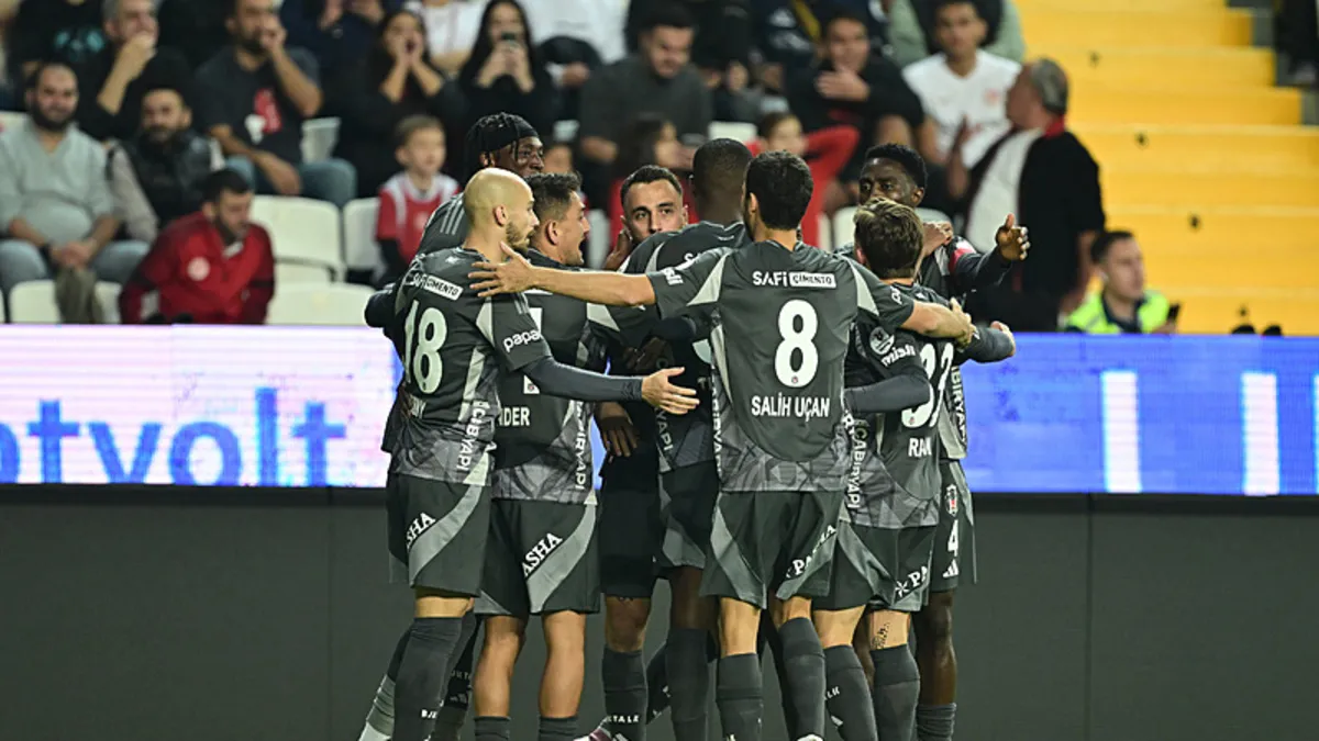 Beşiktaş'ın Samsunspor maçı 11'i netleşti! Sergen Yalçın'dan orta saha kararı