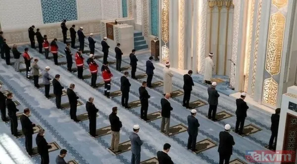 RAMAZAN BAYRAMI İL İL NAMAZ SAATLERİ 2 Mayıs 2022! Diyanet.gov.tr: 81 il namaz vakitleri listesi! Bayram namazı saat kaçta kılınacak? - 21