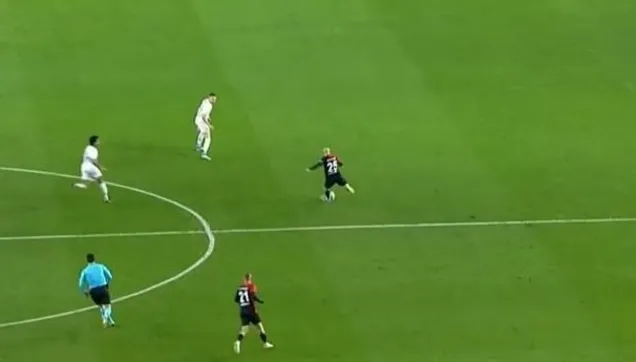 João Figueiredo Fenerbahçe’ye jeneriklik gol!