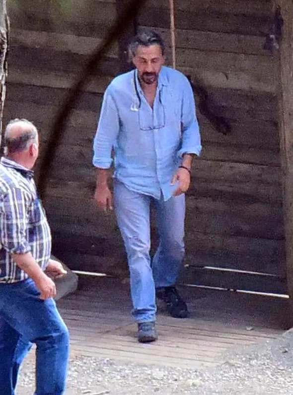 Özgü Namal'ın köy hayatı böyle görüntülendi - 10
