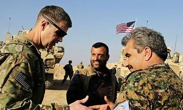 Barış Pınarı Harekatı'yla köşeye sıkışan teröristler kaçacak delik arıyor-1