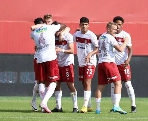 Trabzonspor’un yeni transferi Umut Güneş yeni takımında siftah yapamadı-4