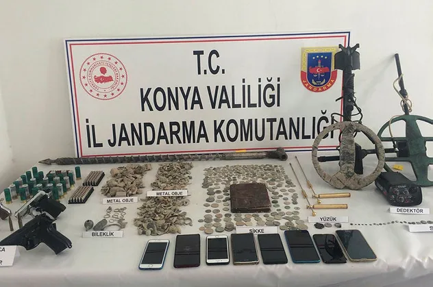 2 ilde tarihi eser operasyonu: 11 gözaltı
