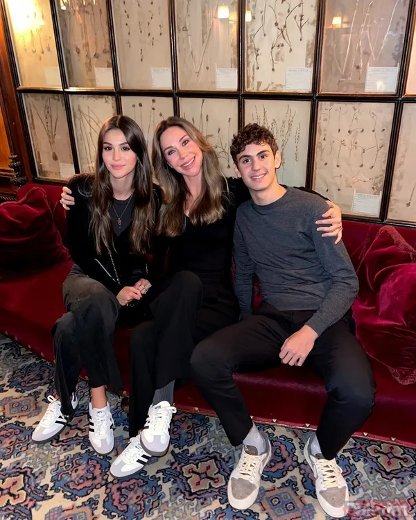 Demet Şener oğluna kavuştu! Ömer’in babasıyla benzerliği şaşkına çevirdi: "Büyüdükçe daha çok İbrahim Kutluay’a benziyor" - 10