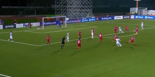 milli-futbolcu-hakan-calhanoglundan-cebelitarika-gol-muhtesem-vurdu-1630787182229.jpg Milli futbolcu Hakan Çalhanoğlu'ndan Cebelitarık'a gol! Muhteşem vurdu...-3