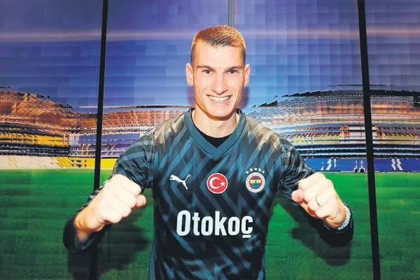 pereyra-ile-yeniden-1694212224961.jpeg Beşiktaş Arjantinli yıldız ile yeniden masada! Roberto Pereyra'yla görüşmeler olumlu ilerliyor-8