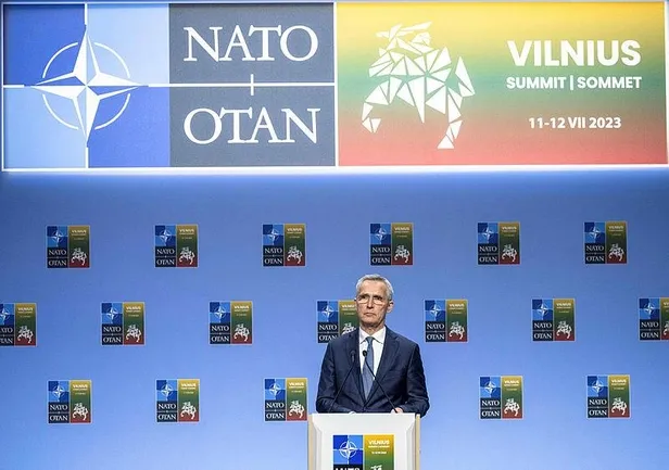 Litvanya'da üçlü zirve: Başkan Erdoğan, NATO Genel Sekreteri Stoltenberg ve İsveç Başbakanı Ulf Kristersson görüştü-6