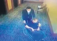 Andre Vltchek tekerlekli sandalyede