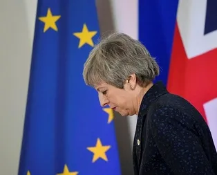 İngilterede Avam Kamarasından sorumlu bakan Andrea Leadsom istifa etti