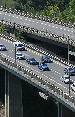 TEM'de bayram yoğunluğu! Trafik başladı