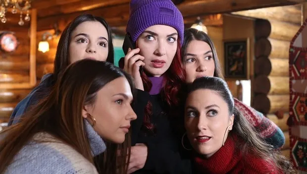 Ha şöyle ha böyle derken Show TV fişini çekti izleyici biteceğine inanmak istemiyor! Toplu kıyımdan nasibini aldı müdavimleri yasta-6
