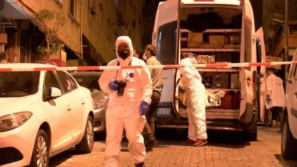 Bahçelievler'de şüpheli ölüm! 6. kattan düşen kadın hayatını kaybetti-5