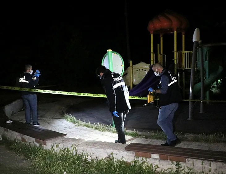 İzmir’de iki arkadaşın kavgasında kan aktı