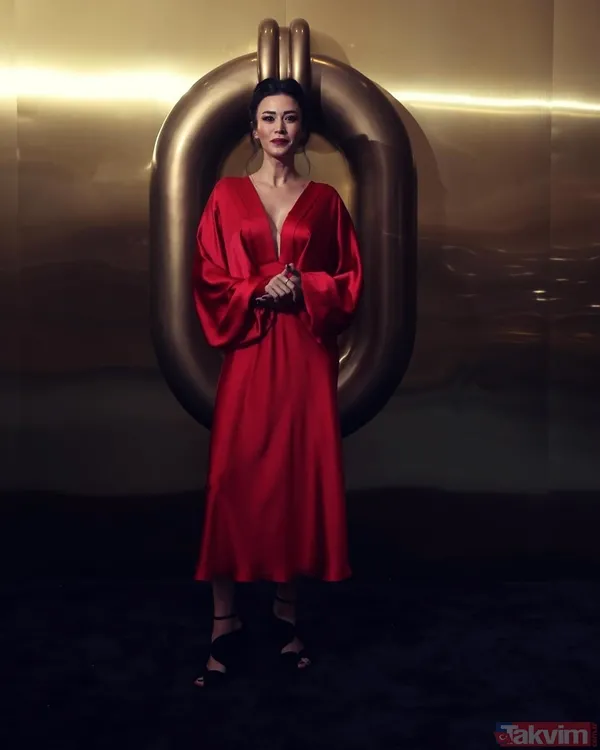 9 yıl Mustafa Üstündağ ile evli kalan Bahar’ın Rengin’i Ecem Özkaya’dan itiraf: “Bir daha evlenme teklifi etmem” - 10