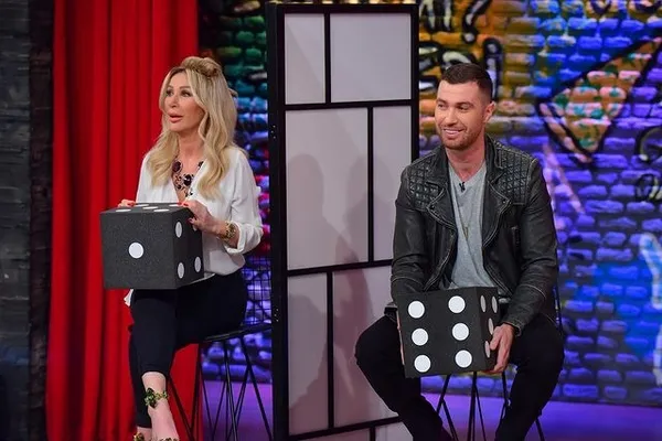 ogulcan-engin-kiz-kardesi-elif-enginin-dogum-gununu-bakin-nasil-kutladi-elif-enginin-guzelligi-sosyal-medyaya-damga-vurdu-1617440091424.jpg Oğulcan Engin kız kardeşi Elif Engin’in doğum gününü bakın nasıl kutladı! Elif Engin’in güzelliği sosyal medyaya damga vurdu-5