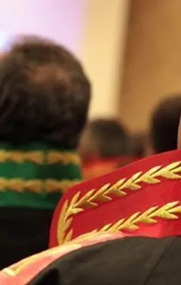 O hakim ve savcılara gözaltı