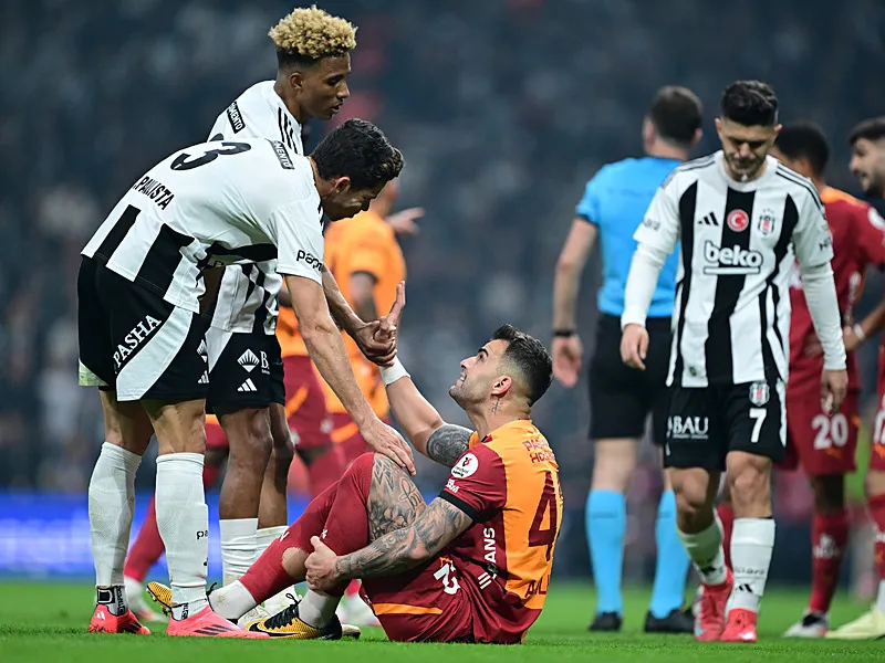 Galatasaray'da 11 ayrılık birden! Yıldızlar tek tek yolcu - 6