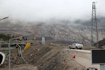 Toprak altındaki işçilere ulaşıldı mı?