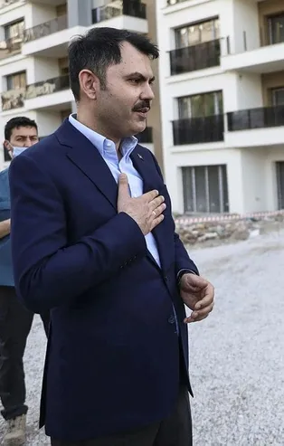 İki yıl önce Bakan Kurum'a sitem eden vatandaş aynı yerde bu kez teşekkür etti