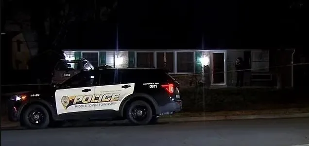 abdde-kan-donduran-cinayet-babasini-oldurup-basini-sallandirdi-mesih-oldugum-icin-ihanete-ugradim-1706690246179.jpeg ABD’de kan donduran cinayet! Babasını öldürüp başını sallandırdı: Mesih olduğum için ihanete uğradım-2