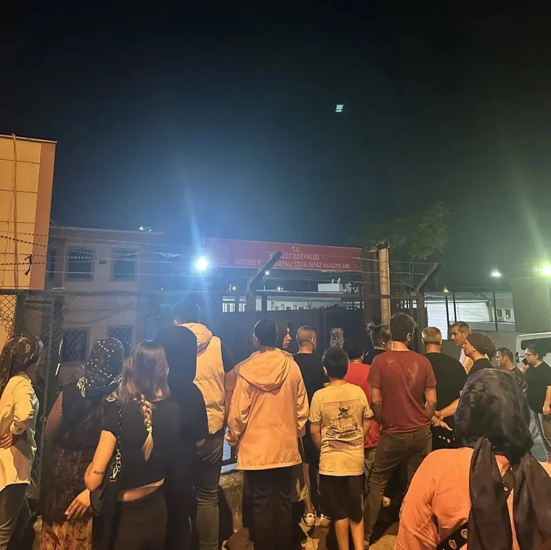 metris-cezaevinde-neler-oldu-iste-gercekler-1724829121357.jpeg Metris Cezaevinde neler oldu? İşte gerçekler...-4