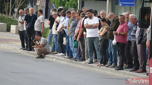Cumhuriyet Halk Partili Belediyelerde Kriz Bitmiyor... İzmir Büyükşehir Belediyesi İle Genel-İş Sendikasının Arasındaki Toplu İş Sözleşmesi Anlaşmazlığı...