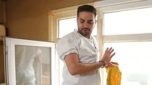 Suya sadece 1 bardak ekleyin; Kadir Ezildiden cillop gibi temiz cam sırrı