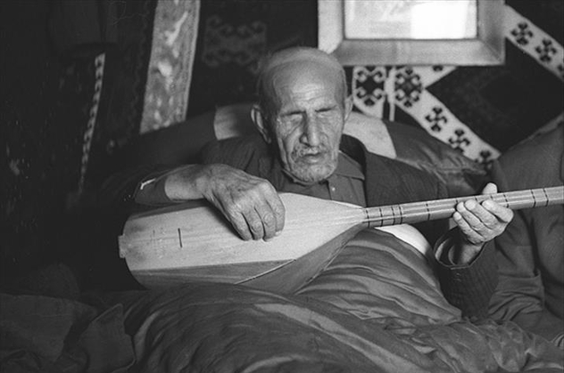 Ünlü Halk Ozanı Aşık Veysel'in vefatının üzerinden 49 yıl geçti