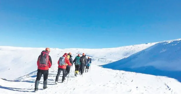 Uludağ’da kaybolan 2 dağcı için mağara ve kuyular aranıyor