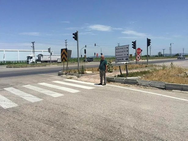 Bursa'da hırsızlar trafik ışıklarının otomasyon panosunu çaldılar-3