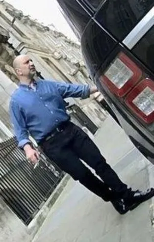 Bakanlıktan flaş Akın İpek hamlesi!