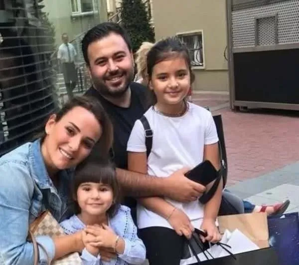 Kardeşi Selçuk Tektaş’ın acı haberiyle sarsılan Alişan’dan yürek yakan paylaşım! “Seni bir daha görememek beni delirtiyor”-8