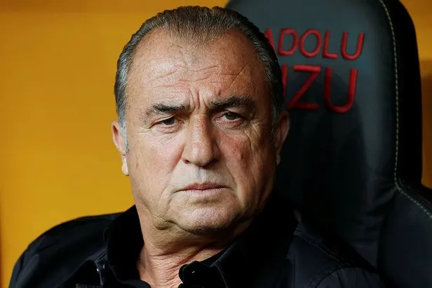 Galatasaray Fatih Terim'in heykelini dikiyor-1