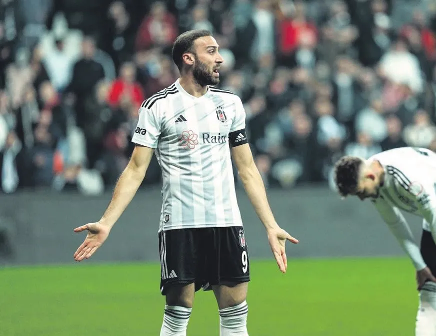 Cenk Tosun ıslıklandı