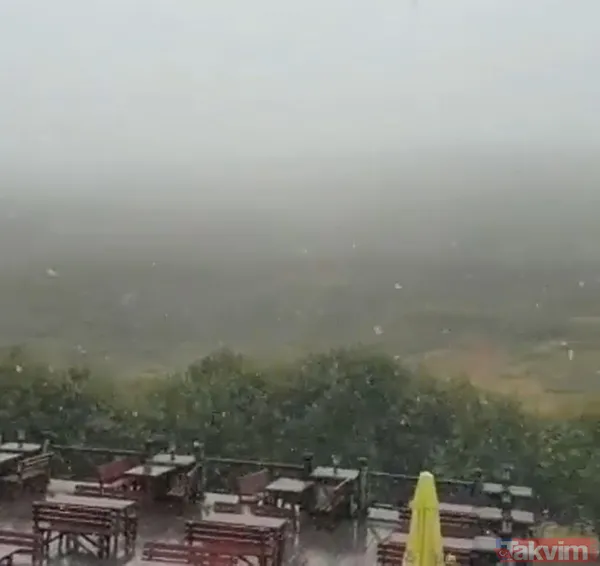 Uludağ Zirvelerinde Kar Yağışı Bu Sezon Erken Görüldü.