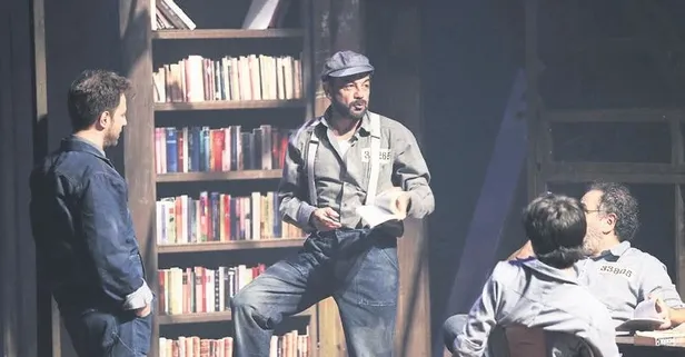 Sadri Alışık'tan babası Kerem Alışık'a tam destek