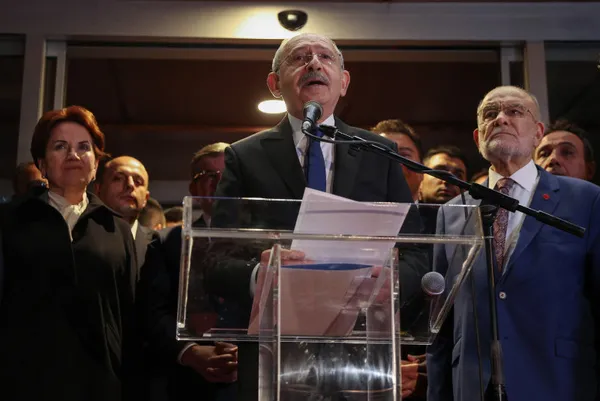 Kılıçdaroğlu'nun adaylığı açıklandı: Türkiye karşıtı blok sevince boğuldu! Yapay zeka: Şansı yok-13