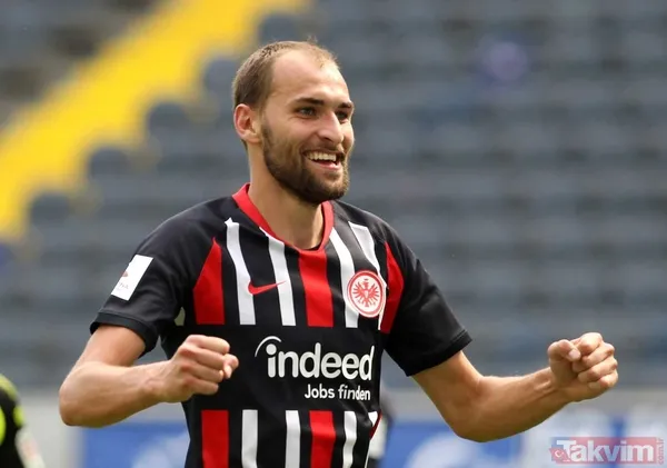 2025 yılında futbolu bıraktılar! İşte sahalara veda eden isimler - 21