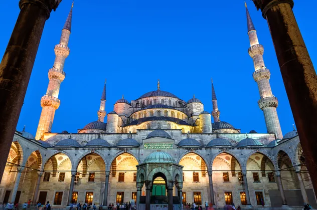 İzmir bayram namazı saat kaçta? 2021 Kurban Bayramı namazı İzmir’de saat kaçta kılınacak?