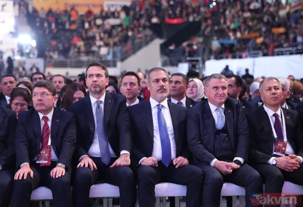 Başkan Erdoğan'ın duygu dolu anları! Annesinin ölüm yıldönümüne özel koreografi: Öyle bir evlat yetiştirdin ki... - 38