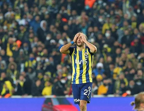 Fener moral peşınde