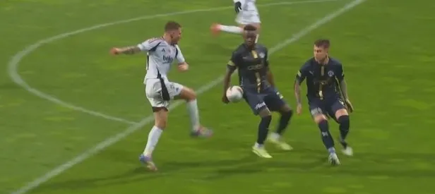 Beşiktaş penaltı bekledi!