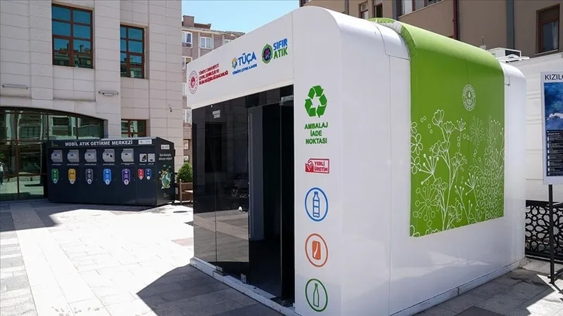 sifir-atik-projesi-kapsaminda-tek-kullanimlik-plastik-urunler-tarih-oluyor-1773175229982.jpeg Sıfır Atık Projesi kapsamında tek kullanımlık plastikler tarih oluyor-3